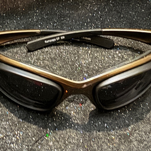 Motorcycle Glasses with Foam Padding - Picture 8 of 10